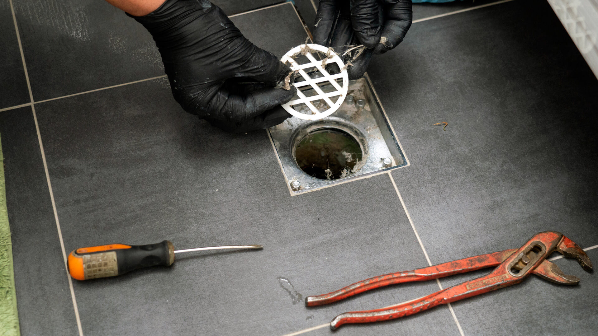 How To Fix Blocked Shower Drain — A Comprehensive Guide ‐ Big Blue 